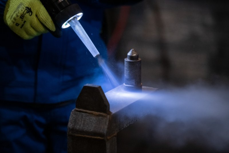 Čistenie suchým ľadom